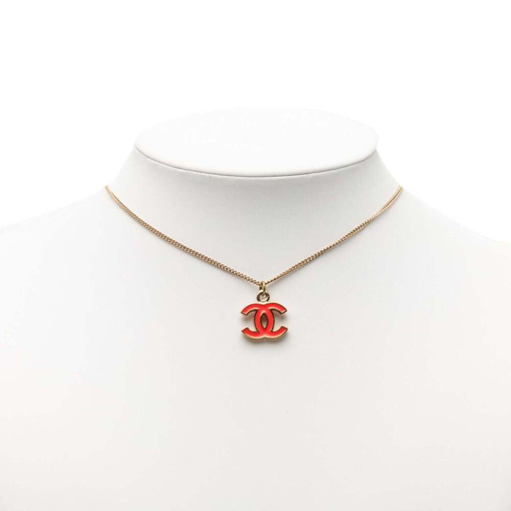 CHANEL Red Logo Necklace - Picture 5 of 5